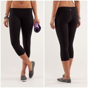 Lululemon Wunder Under Crop- Black/ Size 6